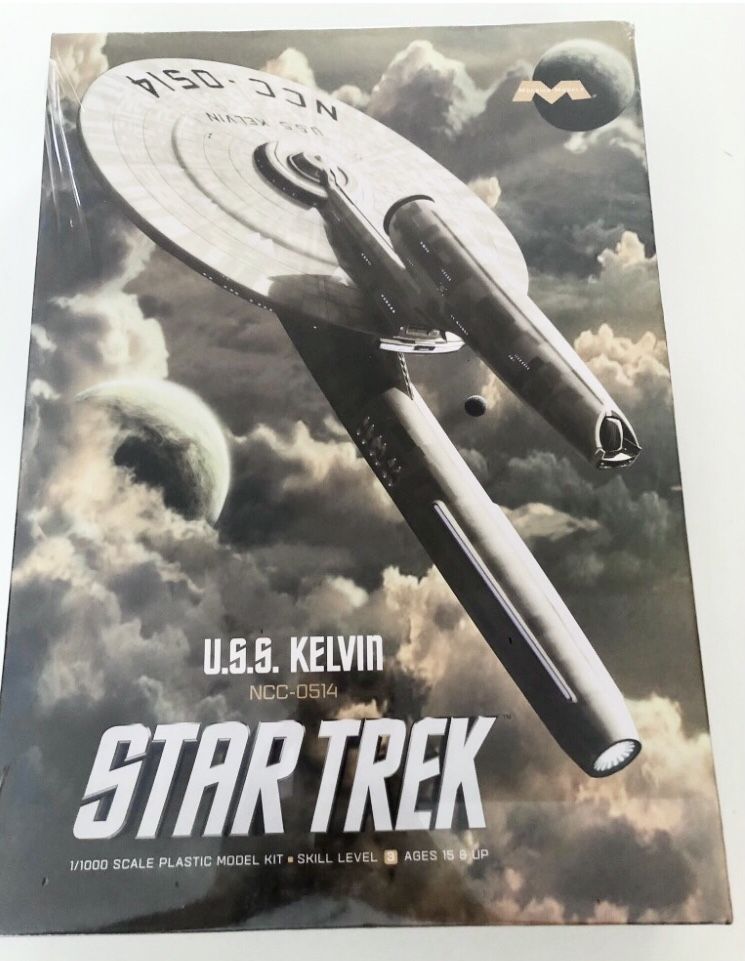Moebius 976 USS Kelven Star Trek Model Kit-NIB-1/1000 Scale