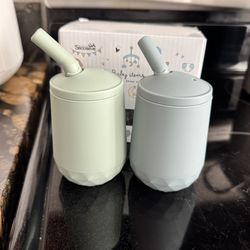 Silicon Toddler Bottles (2 Items)