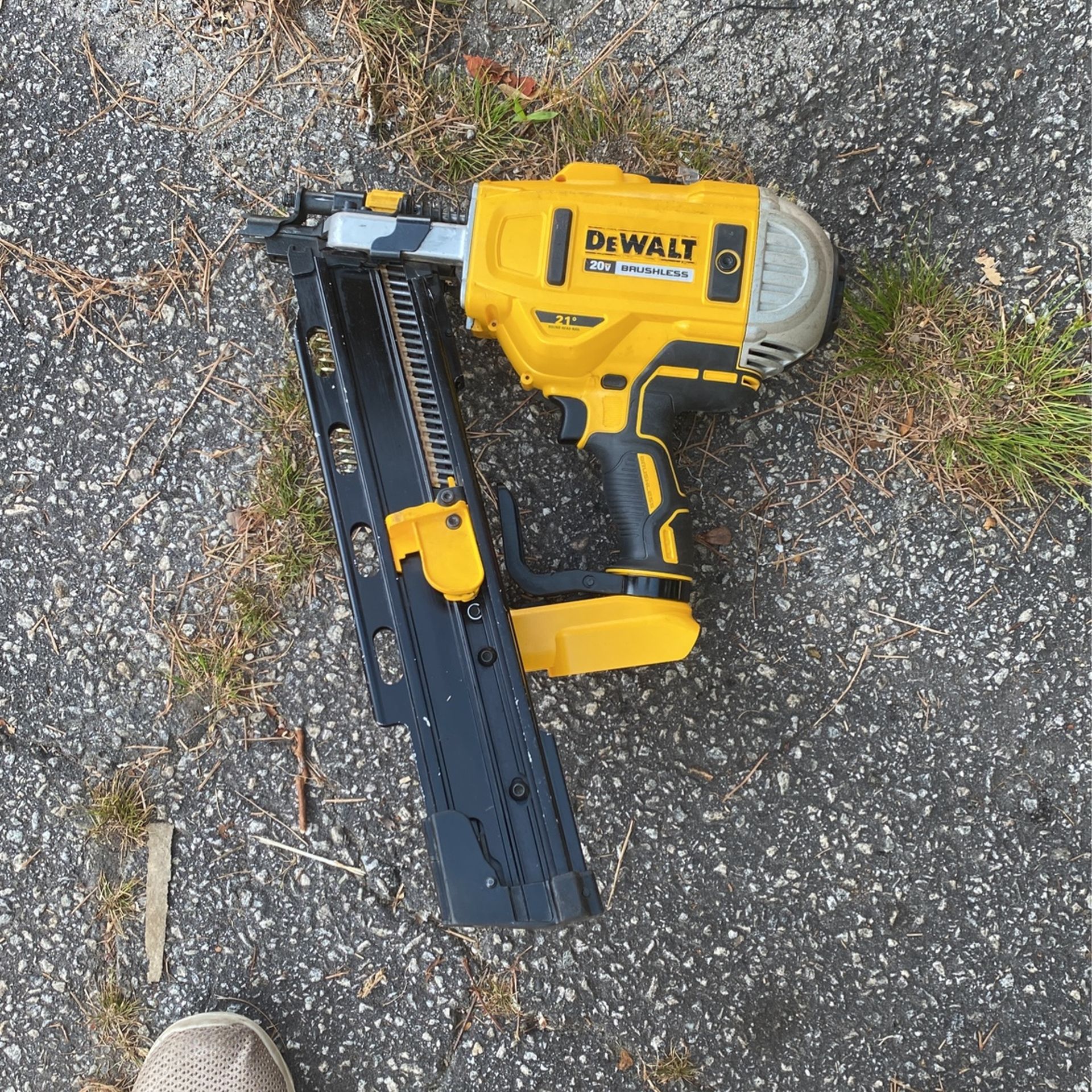 Dewalt Nail Gun