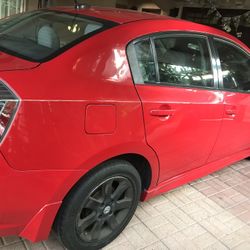 Carro Nissan Sentra 2012 Buenas Condiciones