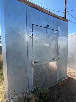 Walk-in cooler