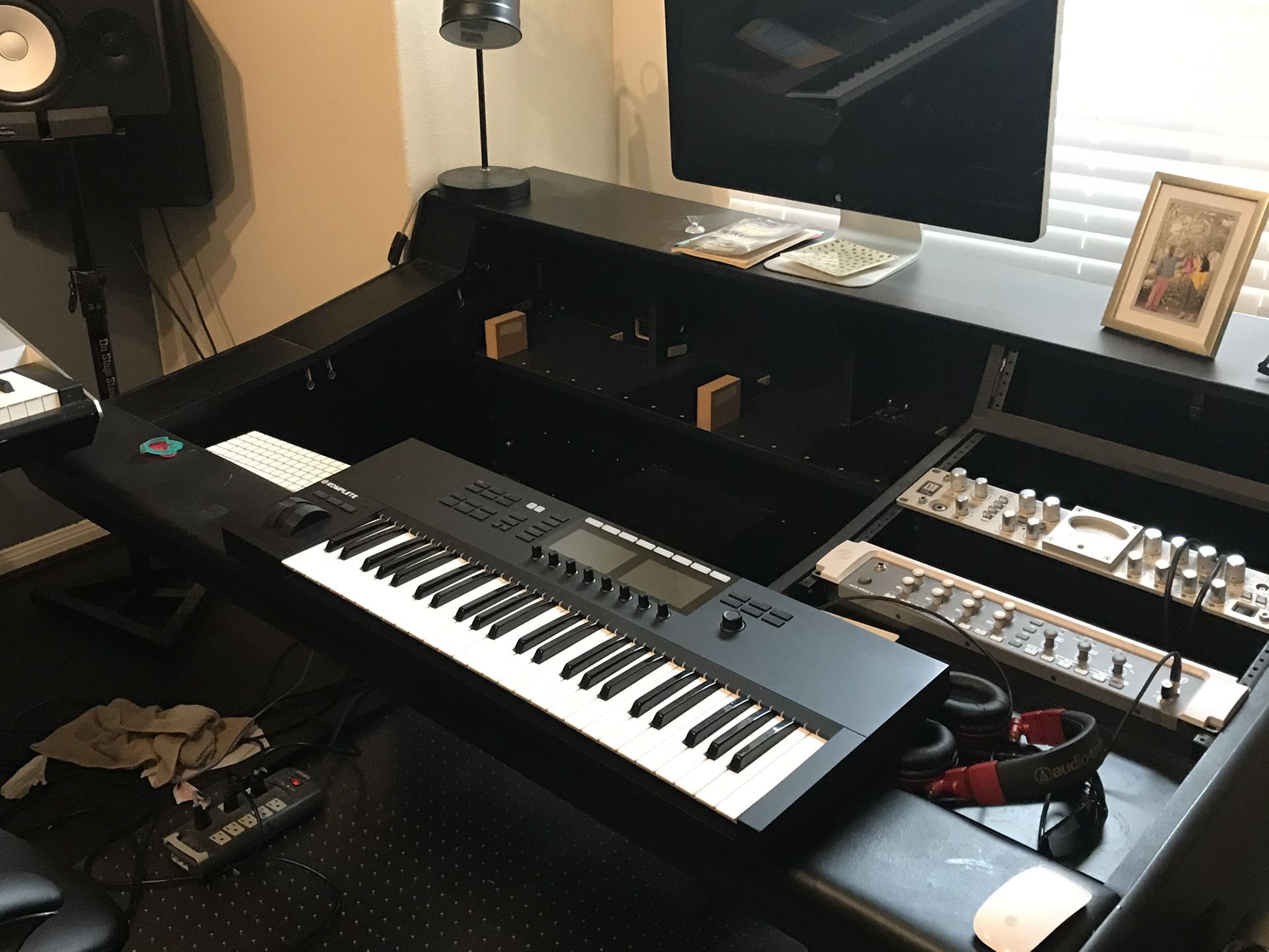 Argosy Console C24 Desk