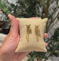 VERA GOLD CHAIN EARRINGS – BRAND NEW ✨