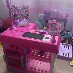 Minnie Cashier Stand