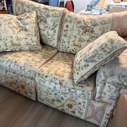 2 Seater Couch. No Stains. Barely Used. 