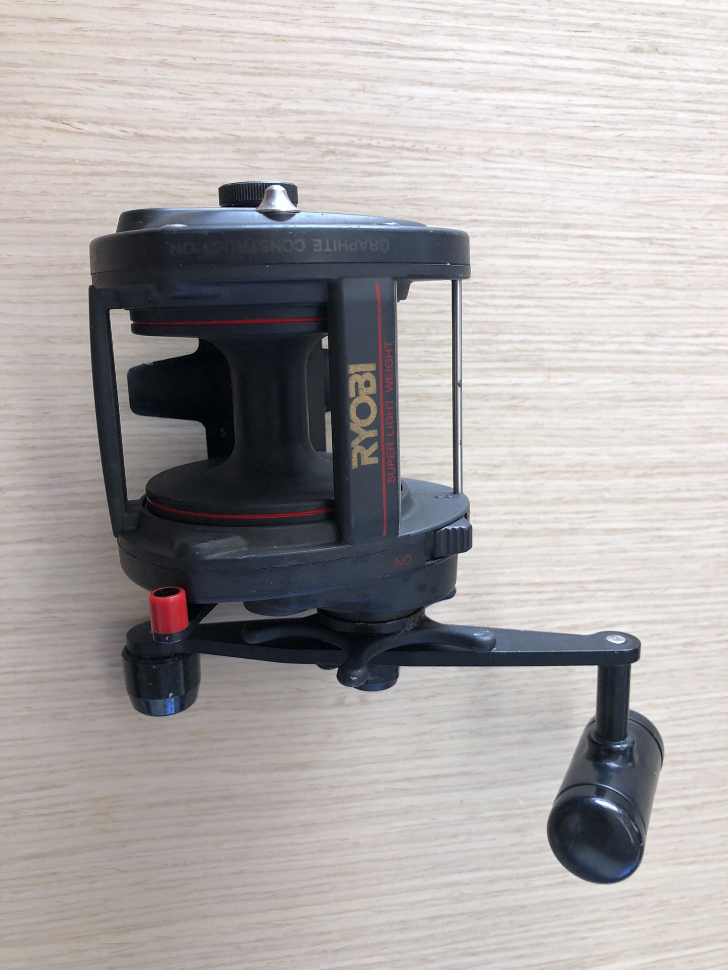 Ryobi S320 Fishing Reel