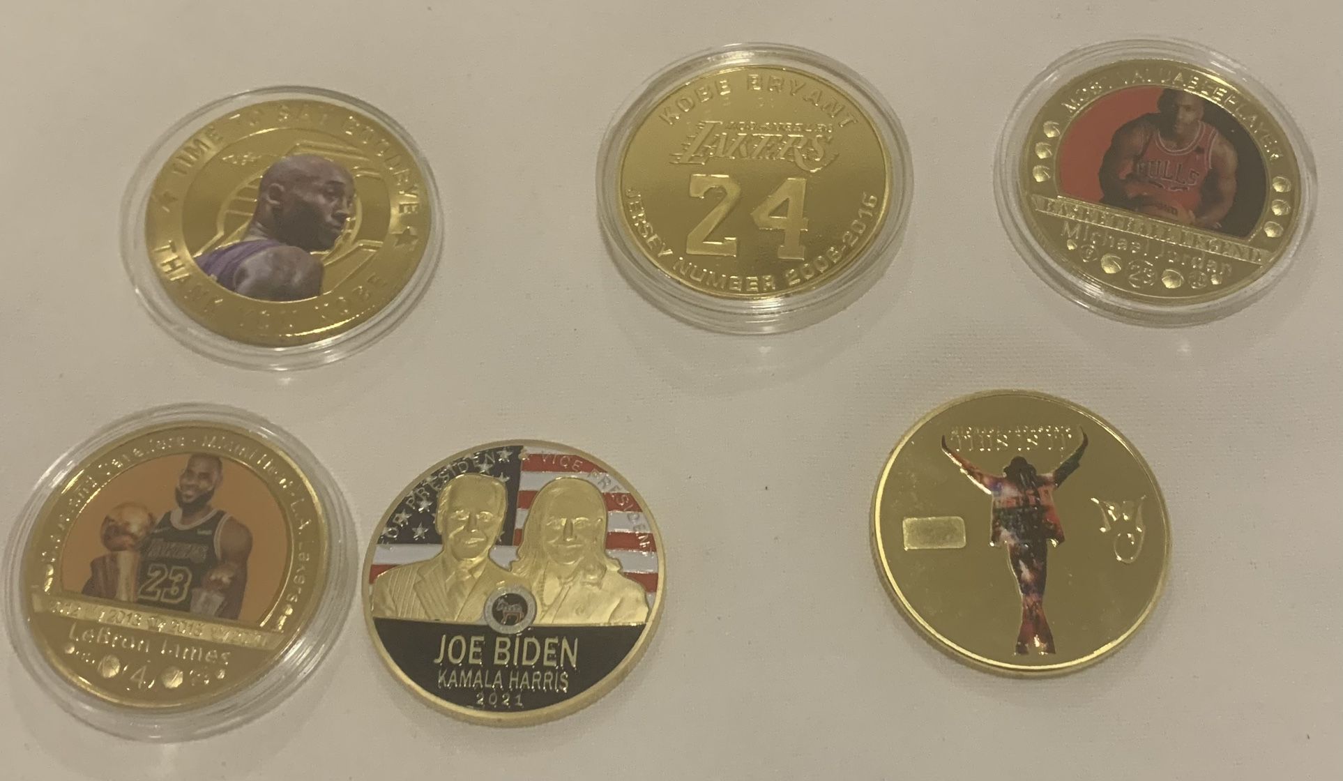 Collectible Coins Figures Art Legend Super Start