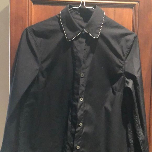 black studded wingd collar shirt in size 0