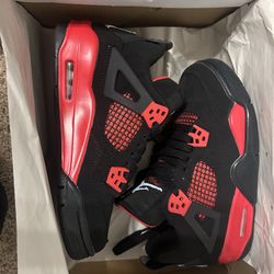 Jordan 4s retro size 5 in a half in youth