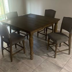 Wooden Dining Room Table And Chairs 