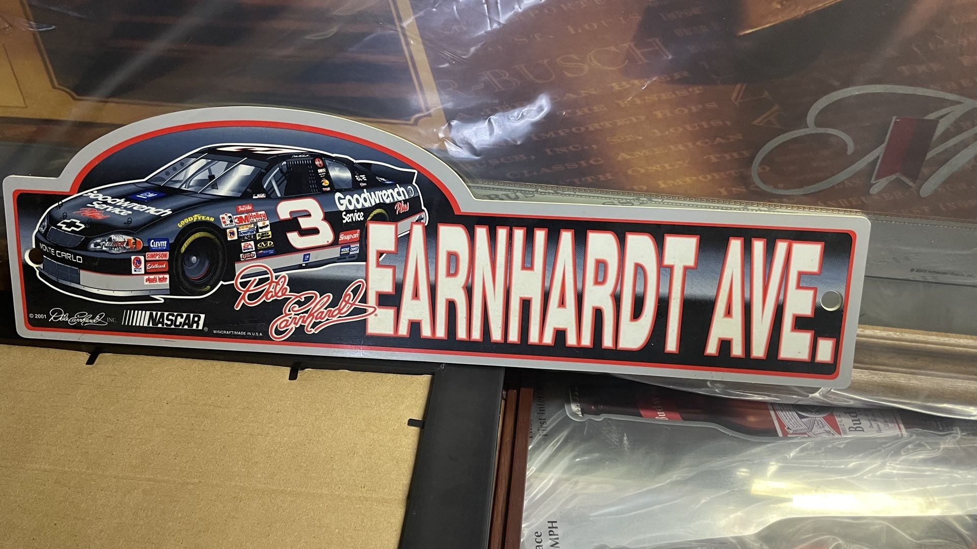 Earnhardt Ave Sign