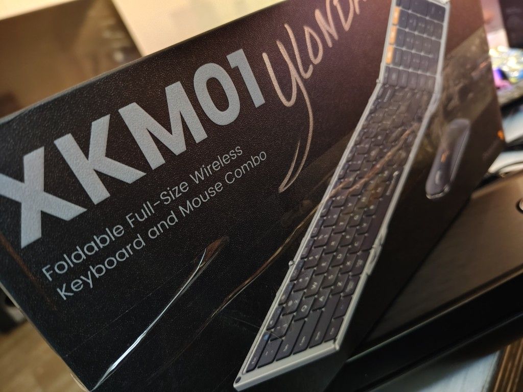 Protoarc XKM01 Wireless Foldable Keyboard And Mouse Combo. Brand New.