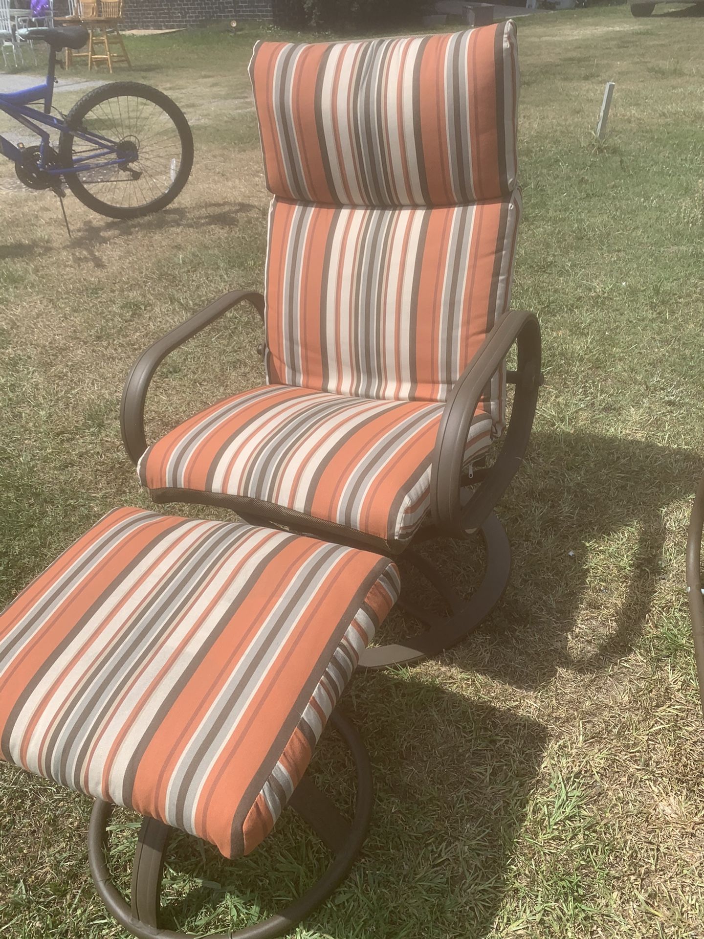 Glider Loveseat Set