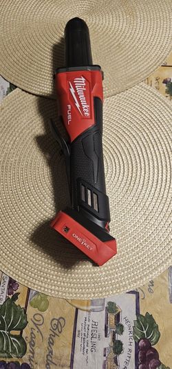 MILWAUKEE M18V FUEL 18V LITHIUM ION BRUSHLESS CORDLESS-2-3-IN VARIABLE SPEED DIE GRINDER PADDLE SWITCH-W/ ONE KEY TOOL ONLY BRAND NEW 