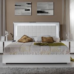 MODREST Gloss White Bed Set - Made In Italy