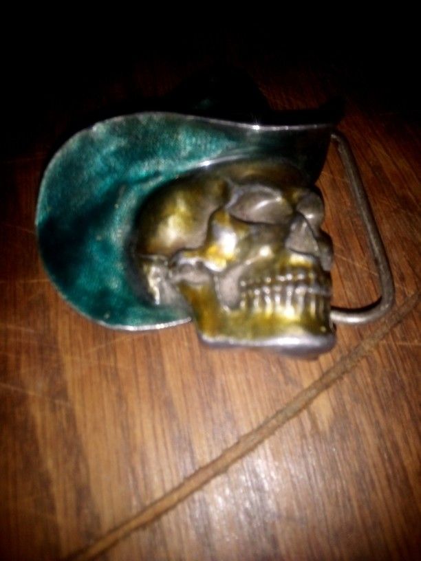 Bergamot Brass Cowboy Hat Skull Belt buckle