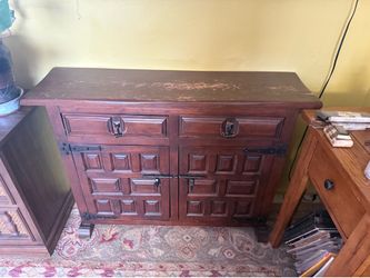 Rustic chest with drawers side table
