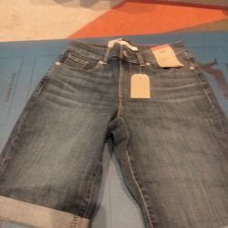 New Ladies Levi's Shorts