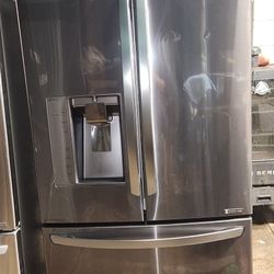 Lg  French Door Refrigerator 