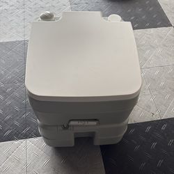 NEW SereneLife Portable Toilet + Privacy Shade Tent