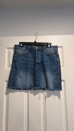 Women’s size 6  - Jean skirt