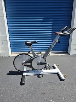 Keiser M3 Stationary Bike Spin Bike Indoor Exercise Bicycle Cardio Workout Home Gym Bicicleta