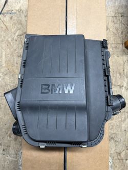 OEM BMW E90 Intake Air Box (contact info removed)-03