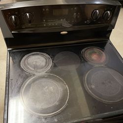 Black Whirlpool Oven & Stove