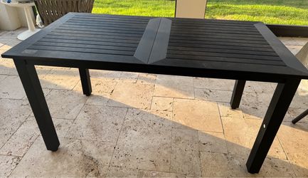 Outdoor Dining Table