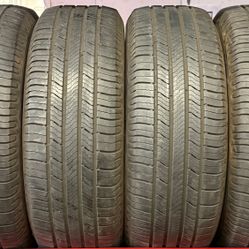 Michelin 235 65 17 