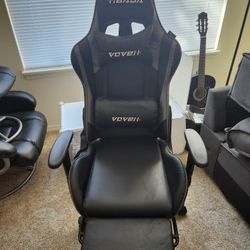 Black Computer/ Gaming Chair