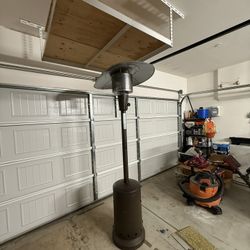 Outdoor Propane Patio Heater – Works – Needs Bolts – $50