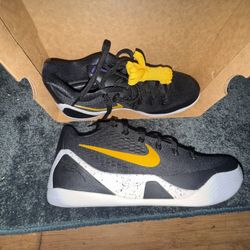 Nike Kobe 9 Elite Low Protro Basketball Shoes