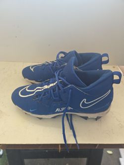 Football cleats