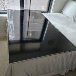65" Samsung TV