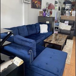 Sectional In Stock For Immediate Delivery 