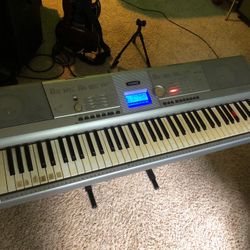 Yamaha Portable Grand Electric Keyboard 
