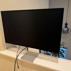 Apple Studio Display 