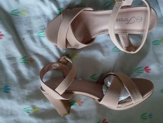 Tan low heels size 6