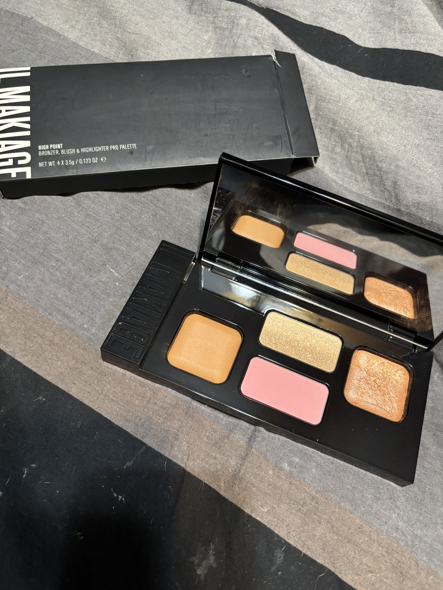 New IL MAKIAGE High Point Bronzer, Blush And Highlighter Palette
