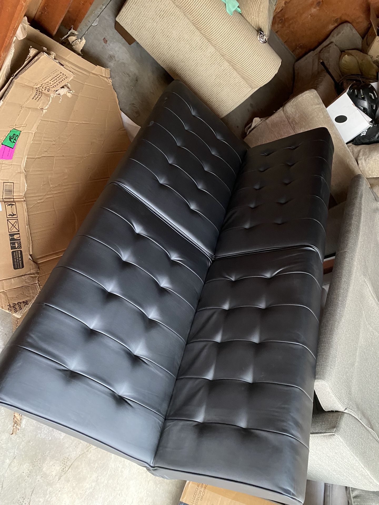 Sofa Futon Couch - FREE DELIVERY 🚚🛋