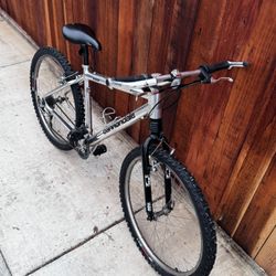 Vintage Chrome Cannondale Bike