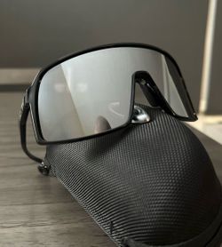 New Oakleys  Box, Pouch Cloth All Included