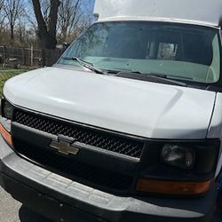 2011 Chevrolet Express