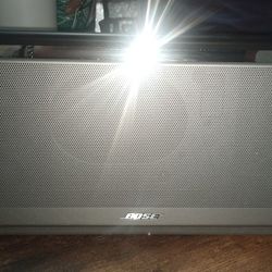 BOSE SoundLink Wireless Mobile Speaker