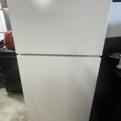 Hotpoint Refrigerator 