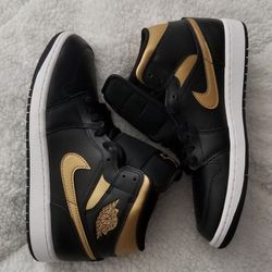 Nike air Jordans Men's Size 9.5 New 