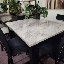 Dining Set Table And 4 Chairs