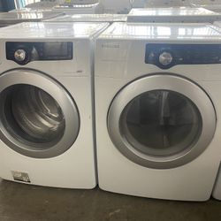 Samsung VRT Washer And Gas Dryer 