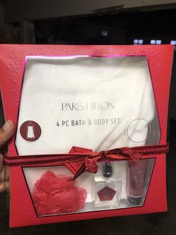 Paris Hilton Bath and Body Set
